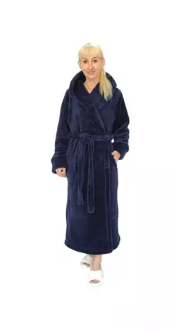 Жіночий махровий халат з вишивкою